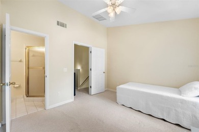 Unbelievable Value! Lake Santa Fe lakefront living with 30 X 30 - photo 17