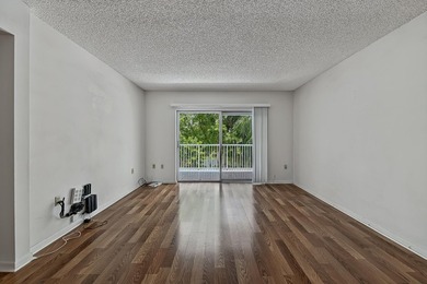 UNBEATABLE VALUE! THE UNIT OFFERS GREAT RELAXING VIEWS OF THE - photo 19