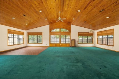 Start your next chapter in this spacious 3-bed, 2-bath home