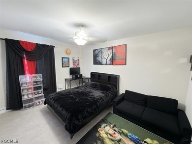 This beautiful home has 4 bedrooms, 3 bathrooms and a 2 car - photo 25
