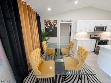 This beautiful home has 4 bedrooms, 3 bathrooms and a 2 car - photo 30