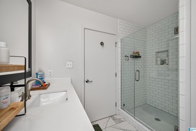 Experience downtown living in Birmingham's Franklin Building - photo 36