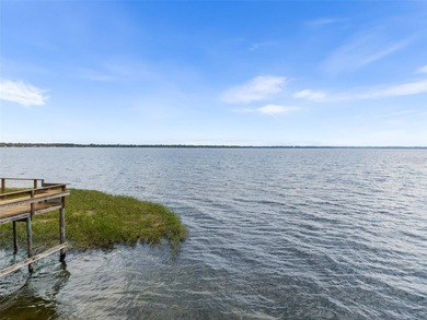Unbelievable Value! Lake Santa Fe lakefront living with 30 X 30 - photo 38