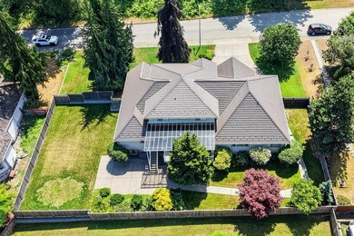 Situated in prestigious Abbey Ridge in Fraser Heights, this - photo 39