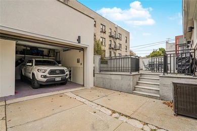 Prime Bay Ridge location. Excellent condition detached colonial - photo 3