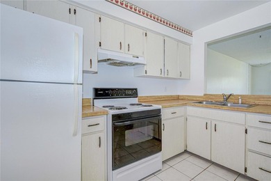 Under contract-accepting backup offers. Cute 1 bedroom, 1 bath - photo 8