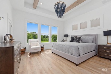 Absolutely breathtaking golf course home situated on a premier 0 - photo 14