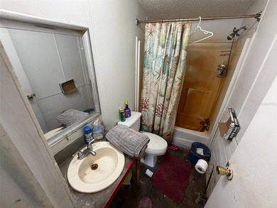 This 2-bedroom, 2-bath mobile home provides comfortable living - photo 14