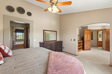 Now offered at an exceptional value, this meticulously - photo 17