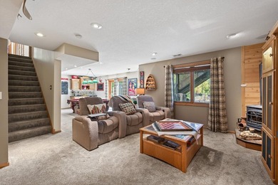 Now offered at an exceptional value, this meticulously - photo 19