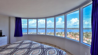 Prepare to be wowed the moment you step through the door of this - photo 21