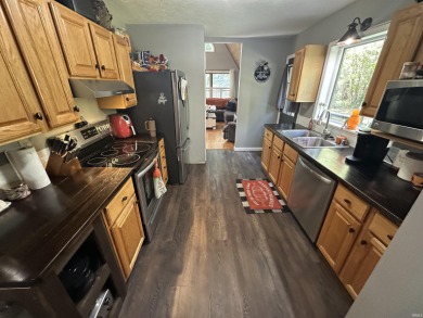 CAN YOU SAY COUNTRY CABIN? THIS LOVELY PROPERTY SETS JUST - photo 22