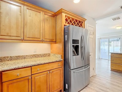 Discover the perfect blend of comfort, updates, and unbeatable - photo 22