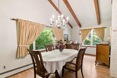 Unlock the Potential of this Oasis of Privacy in Huntington's - photo 6