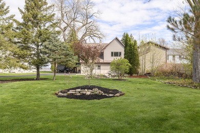 Enjoy all that Lake Winnebago has to offer! This impressive 3BR - photo 14