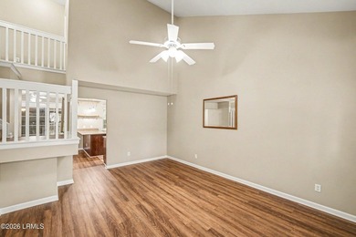 Welcome to this beautifully maintained & thoughtfully updated - photo 5