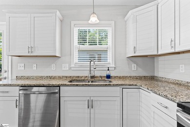 Enjoy comfortable one-level living in the is well designed - photo 10