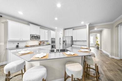 5 Bedrooms with 4 Full Bathrooms and an extended 3-car garage - photo 20