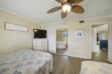 Less than 1,000 feet to a private beach entrance conveniently - photo 21