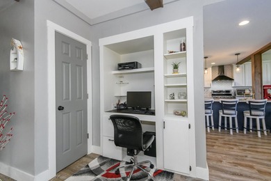 Enjoy all that Lake Winnebago has to offer! This impressive 3BR - photo 22