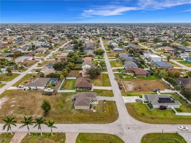 Reduced! This highly sought after SW Cape Coral 3-bedroom 2 bath - photo 24