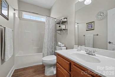 Beautiful move-in ready ranch style home in highly desirable - photo 8