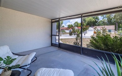 Beautifully updated 3 bedroom, 2 bath home with garage in highly - photo 5
