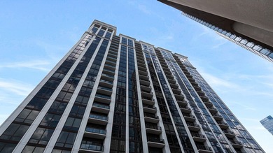 Lake Michigan - Cook County Condo Active Under Contract in Chicago Illinois