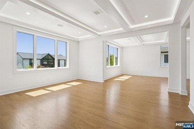 NEW CONSTRUCTION MODERN STYLE. OVER 6799 SQ.FT.OPEN FLOOR PLAN - photo 42