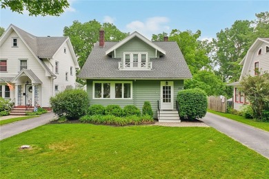 Welcome to 150 Eastland Avenue, a charming Colonial in - photo 4