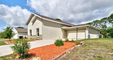 This 2022 3/2/2 home is in great condition & move in ready! The - photo 3