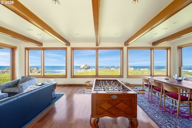 Experience the Ultimate Coastal Retreat at FACE ROCK Vacation - photo 17