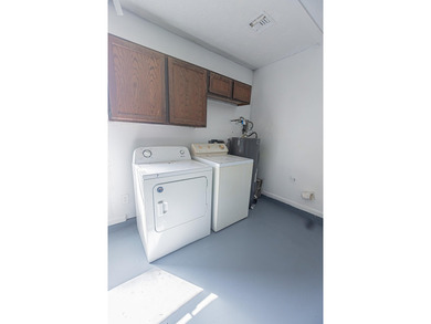 Freshly updated and move-in ready, this 2BR + flex space, 2BA - photo 19
