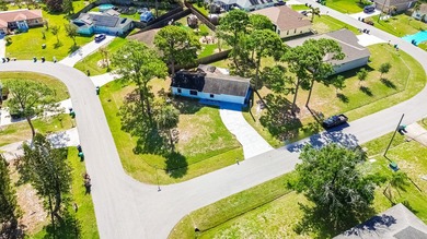 Freshly updated and move-in ready, this 2BR + flex space, 2BA - photo 20