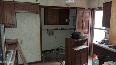 HUGE potential on this fixer-upper on 14+- acres with a shop! 3 - photo 23