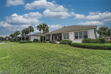 Enjoy a lakefront home on Crown Colony's very desirable New - photo 25