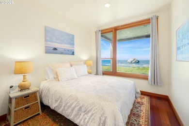 Experience the Ultimate Coastal Retreat at FACE ROCK Vacation - photo 29