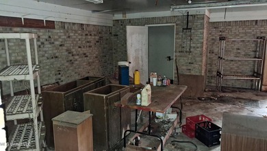 HUGE potential on this fixer-upper on 14+- acres with a shop! 3 - photo 30