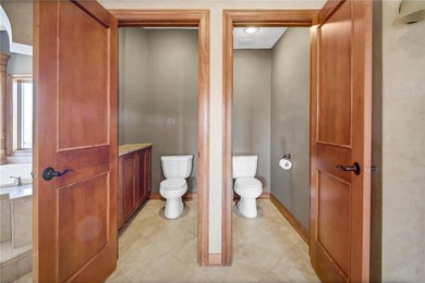 Suitable for multi-generational living! Elevatored 8344 Square - photo 31