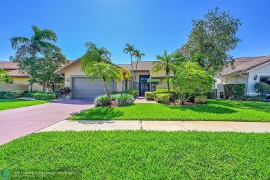 Lake Home For Sale in Boca Raton, Florida