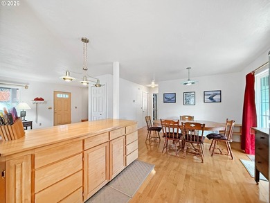 Enjoy coastal living in this spacious and versatile home with - photo 12
