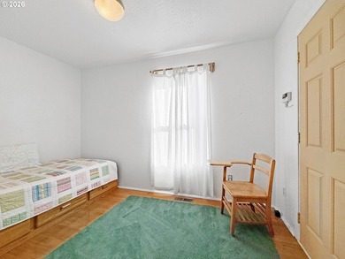 Enjoy coastal living in this spacious and versatile home with - photo 18