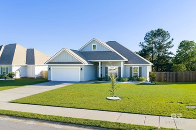 Built by Truland Homes in 2022, this beautifully crafted 4 - photo 3