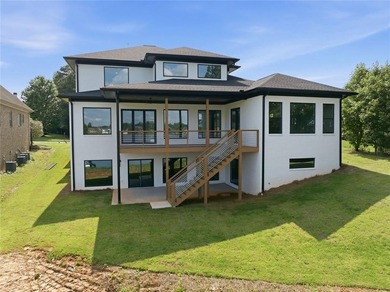 Experience luxury lakefront living in the prestigious Crystal - photo 2