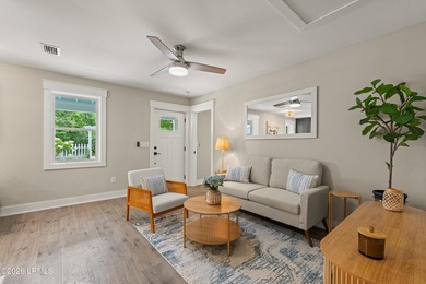 Welcome to 417 Waight Street, a turnkey Lowcountry home that has - photo 2