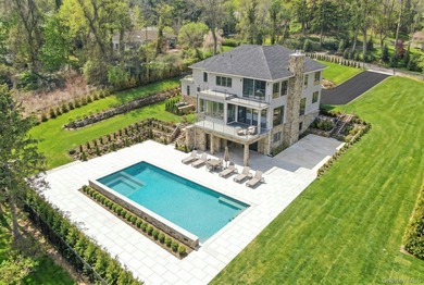 29 Soundview Lane, an exceptional new construction set on a - photo 4