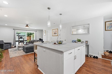 Welcome to your beautifully renovated, low-maintenance oasis in - photo 7