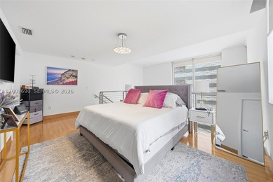 Unique split-level duplex loft in the heart of Brickell. The - photo 14