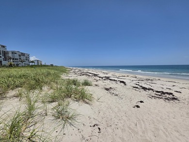 Rare opportunity to own a piece of heaven as Live-in or - photo 40
