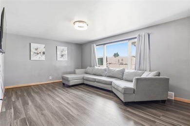 Welcome to 152 Ardella Street! This beautifully updated ranch - photo 4